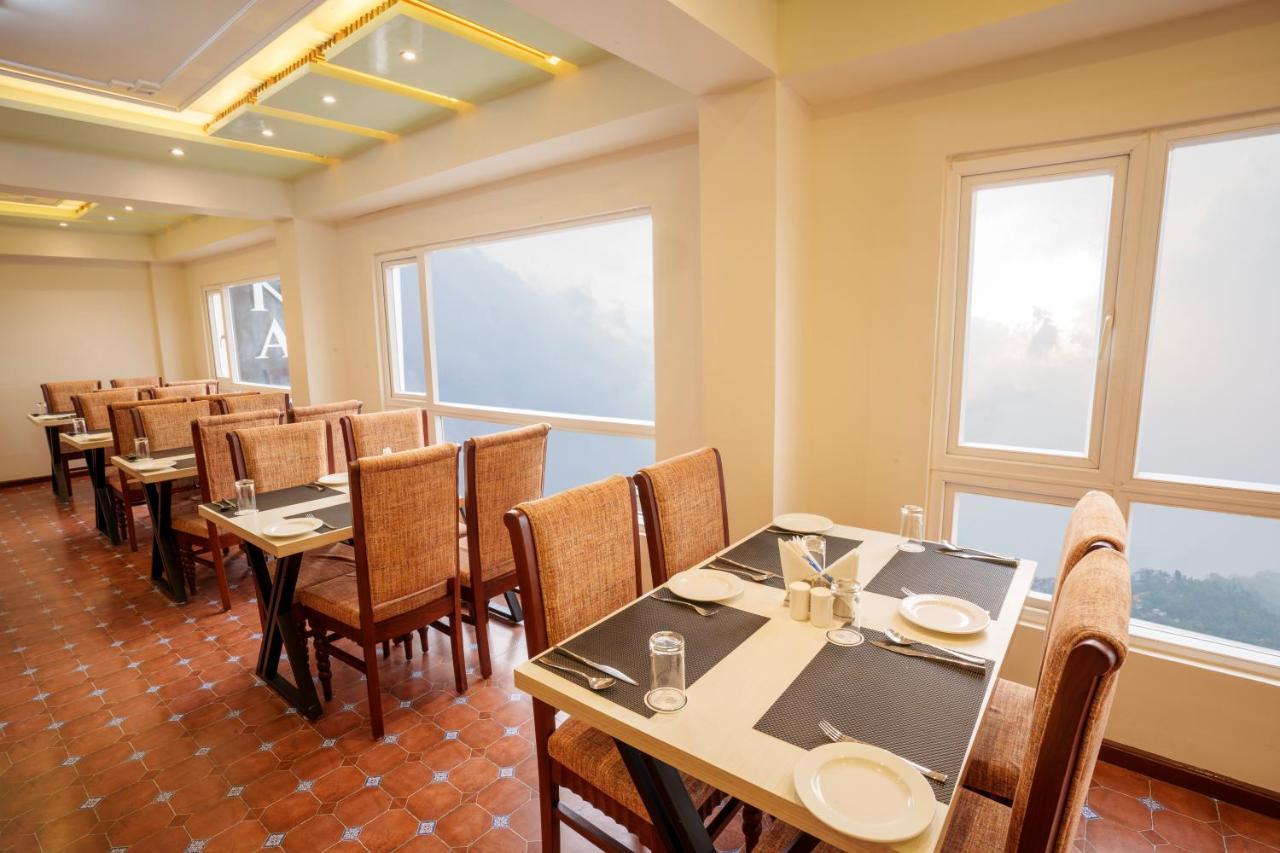 Q Saina Mapham Hotell Darjeeling  Exteriör bild