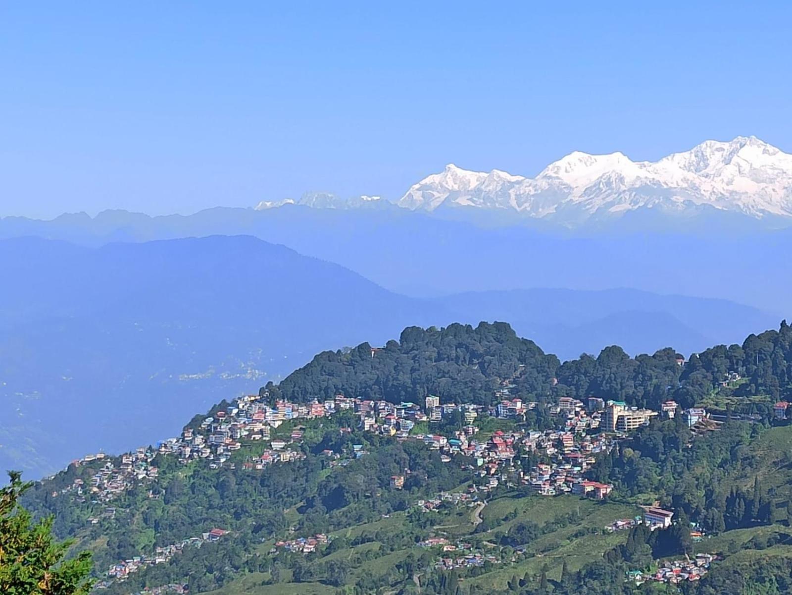 Q Saina Mapham Hotell Darjeeling  Exteriör bild